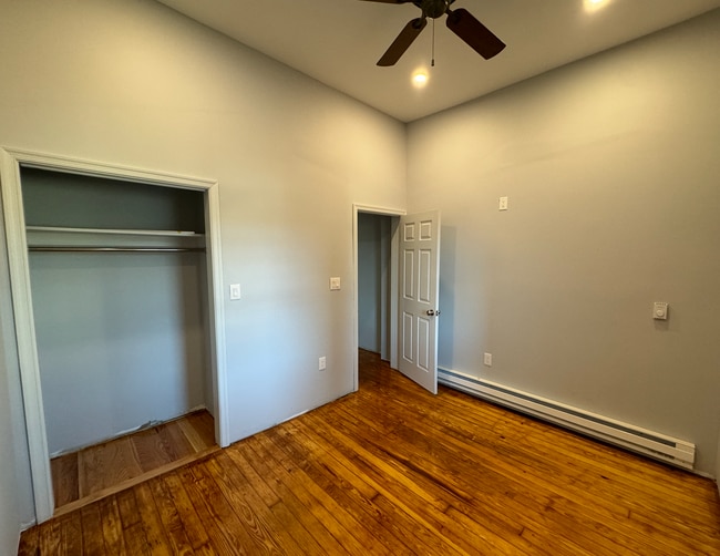 Building Photo - 323 E Bertsch St