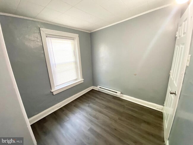 Building Photo - 2731 Hope St