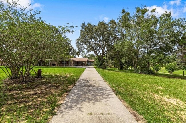 Foto del edificio - 17877 C R 378