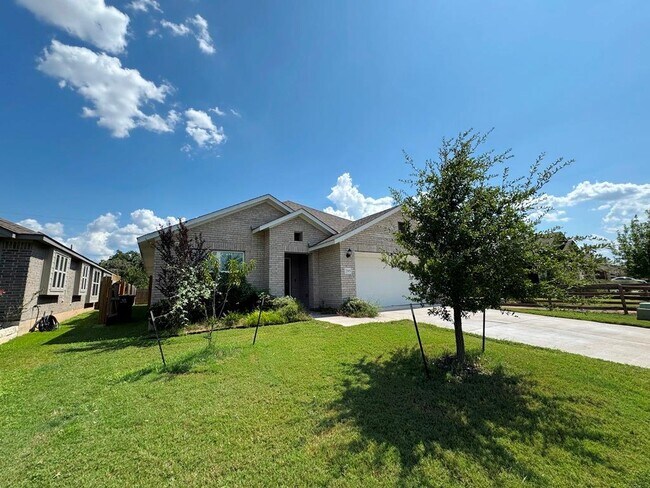 Foto del edificio - 295 Rimrock Ct