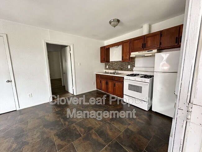 Foto del edificio - 317 Kashmuir Pl