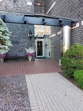 Building Photo - 500 Washington St Building Photo - 500 Washington St