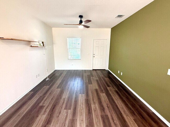 Building Photo - Beautiful 3-Bedroom Corner Lot Home with Solar Panels & Community Amenities
