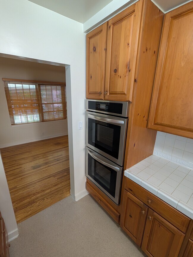 Foto del edificio - 1043 Pacific St