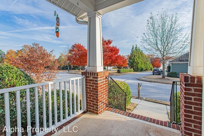 Foto del edificio - 5 br, 3 bath House - 305 Iron Bridge Way