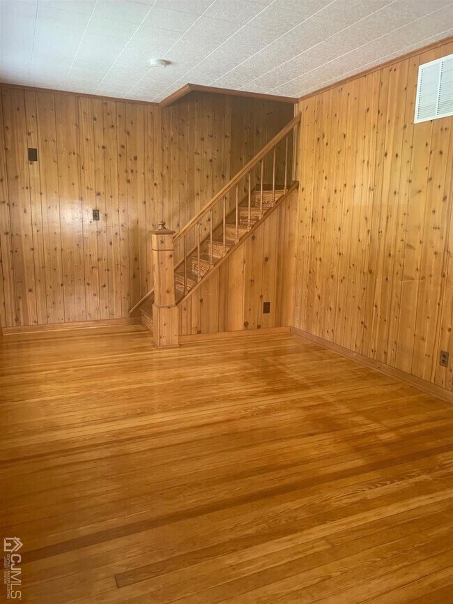 Foto del edificio - 61 Evergreen Ave