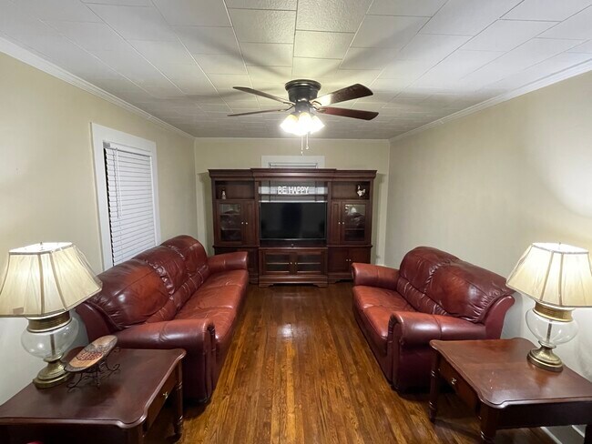 Foto del edificio - 109 Herndon St