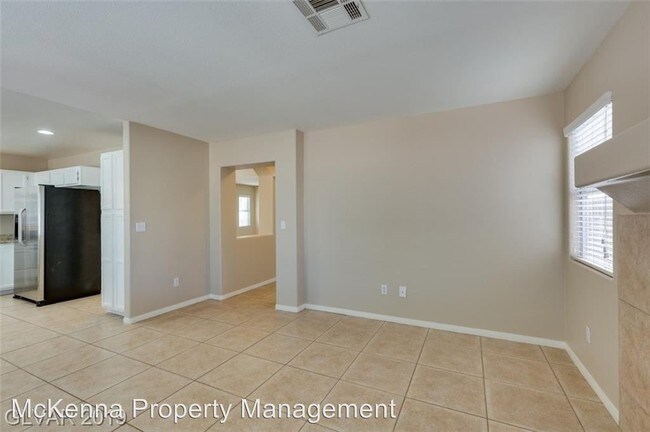 Foto del edificio - 9341 Jumpin Juniper Ave