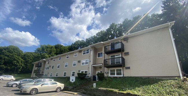 Foto del edificio - Arbor Heights Apartments