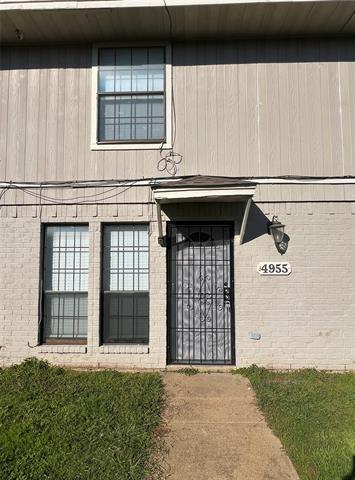 Building Photo - 4955 Miller Ave