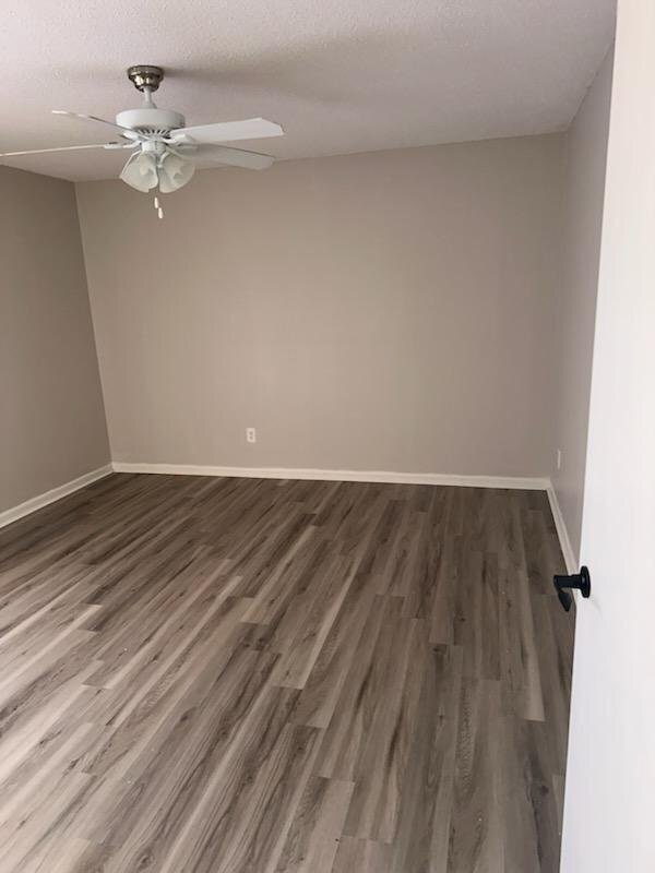 Foto del edificio - 208 Cloverleaf Dr