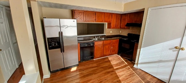 Photo - 303 Roswell Commons Cir Townhome