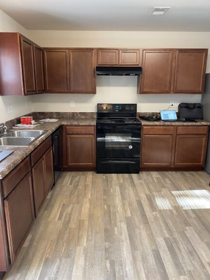 Foto principal - 322 Cedar Rdg