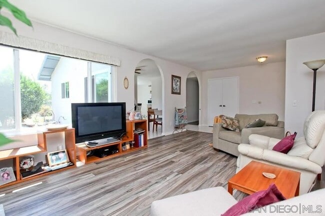 Foto del edificio - 14051 Hermosillo Way