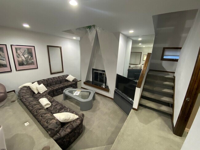 Foto del edificio - 106 S Stratford Ave