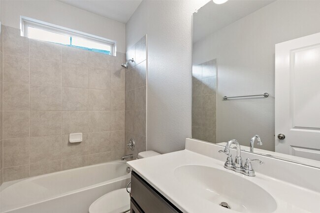 Foto del edificio - 912 Slate Ln