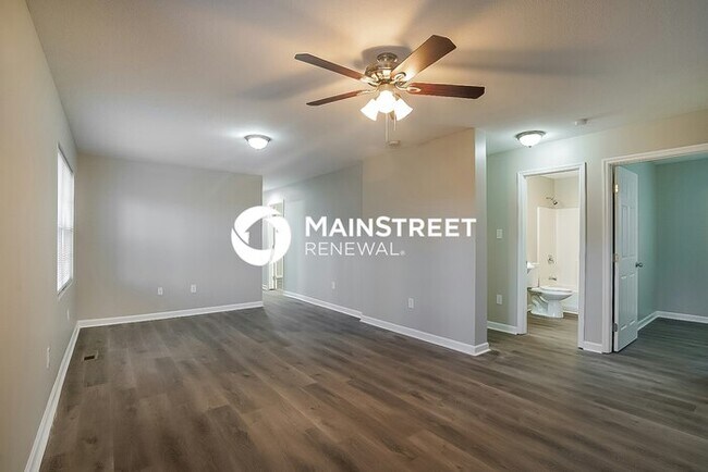 Foto del edificio - 3 Bedroom Pet-Friendly Home in OAK RIDGE, TN with Main Street Renewal