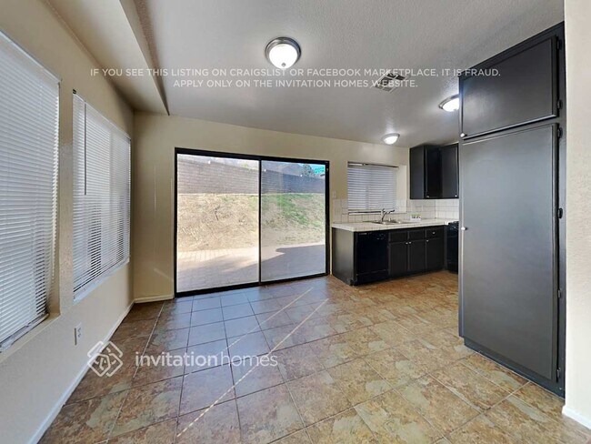 Foto del edificio - 15111 Wavecrest Dr