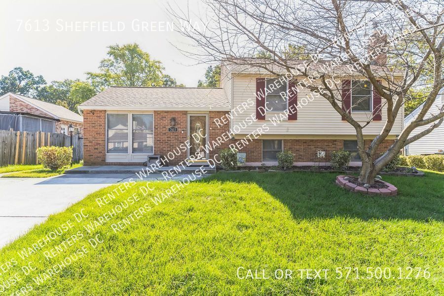 Primary Photo - Lovely, clean, and spacious 4Bd/3Bth SFH -...