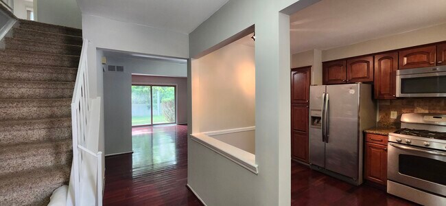 Foto del edificio - 3602 Old Creek Rd