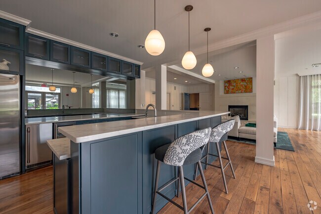 597 Westport - Salón - 597 Westport Apartments