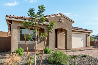 Building Photo - 4347 W Bradshaw Creek Ln