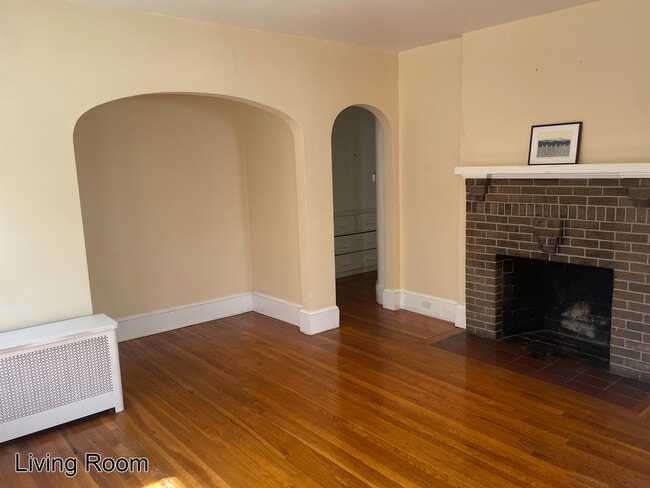 Living Room - 43 Beaconsfield Rd