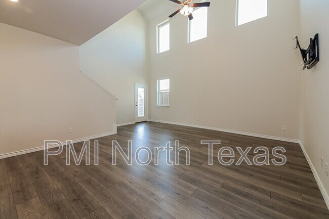 Building Photo - 2292 Jasper Dr