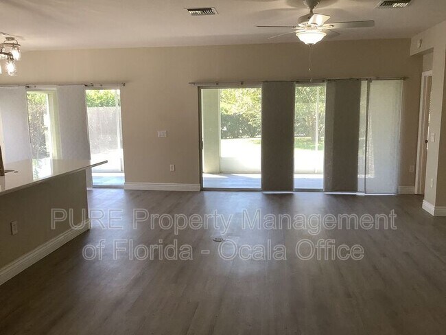 Foto del edificio - 5600 SW 44th Rd