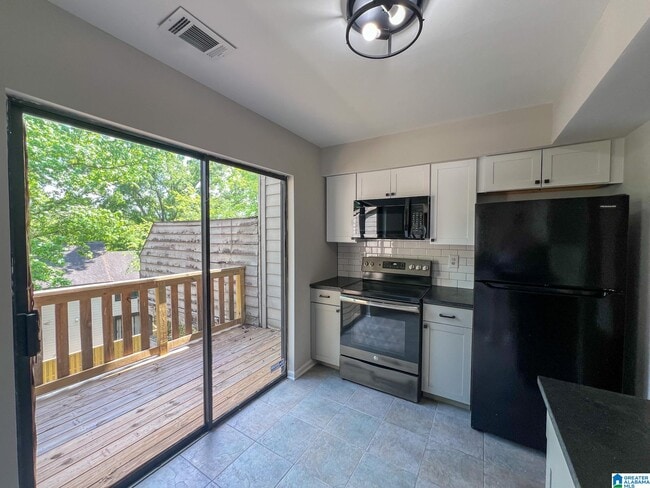 Building Photo - 2417 Eagle Ct