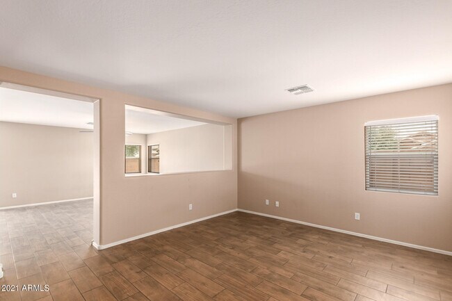 Building Photo - 11649 W Brown St