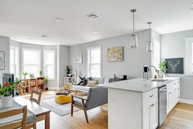 Foto del edificio - 19 Plymouth St