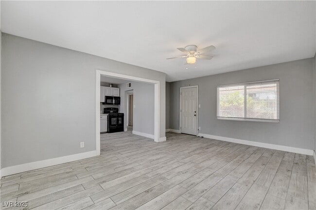 Building Photo - 1809 Linden Ave