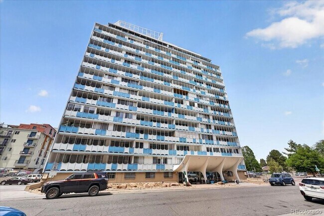 Building Photo - 1155 Ash St.