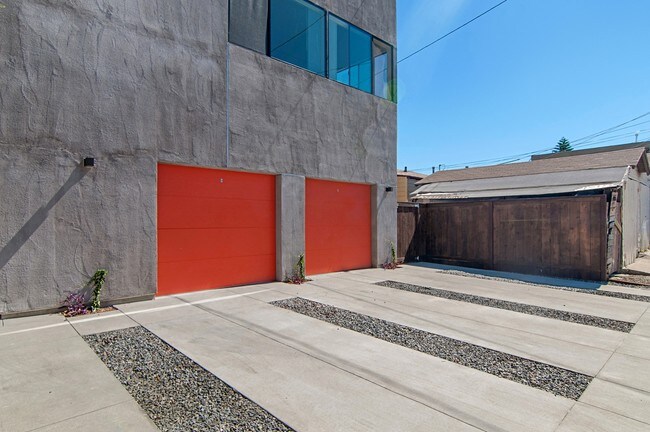 Foto del edificio - 4642-4644 Boundary St
