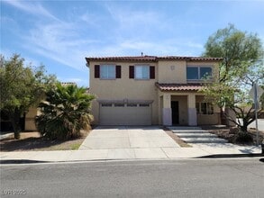 Building Photo - 57 W Kraft Ave