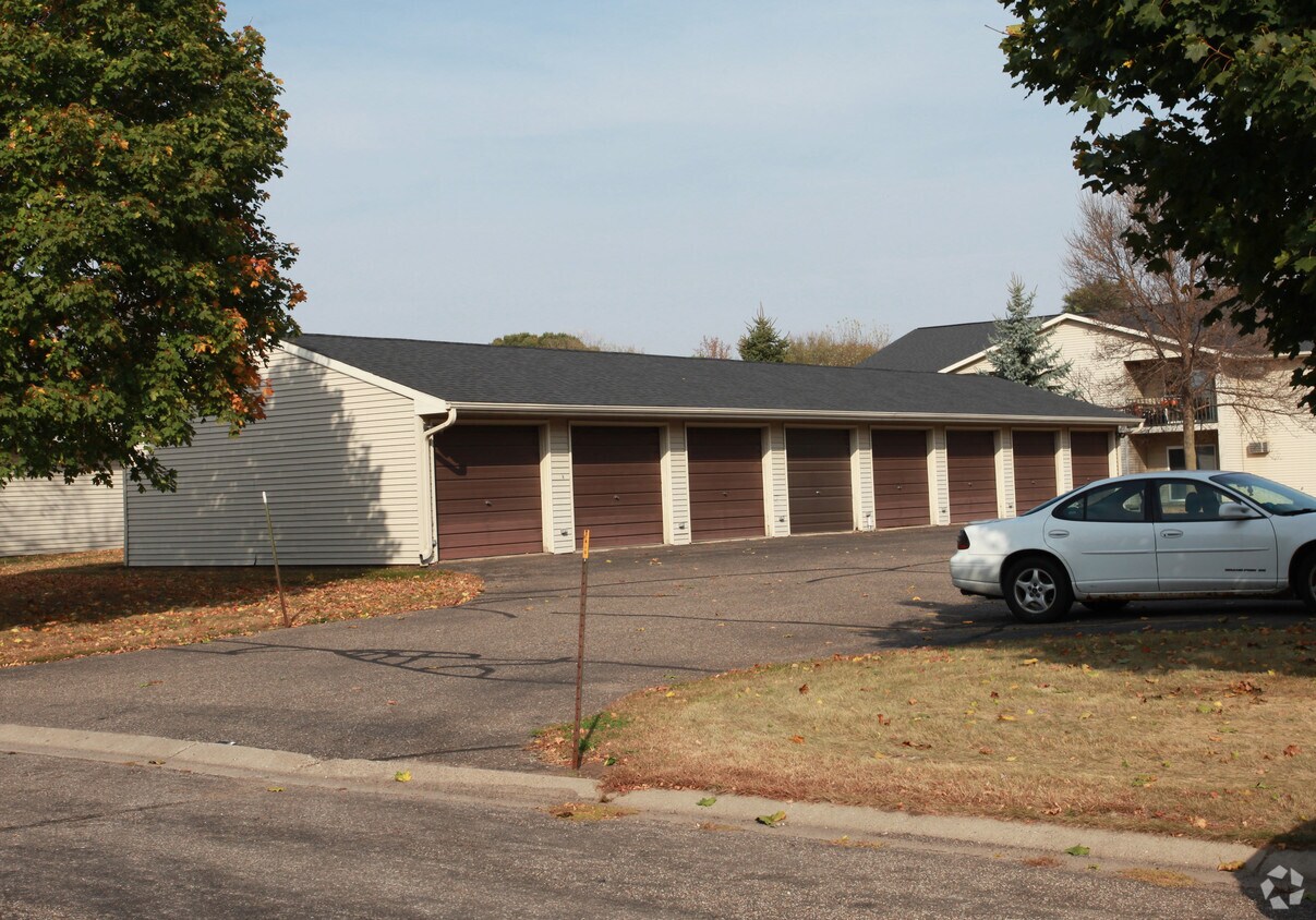 876 Helen St, Prescott, WI 54021 Apartments in Prescott, WI