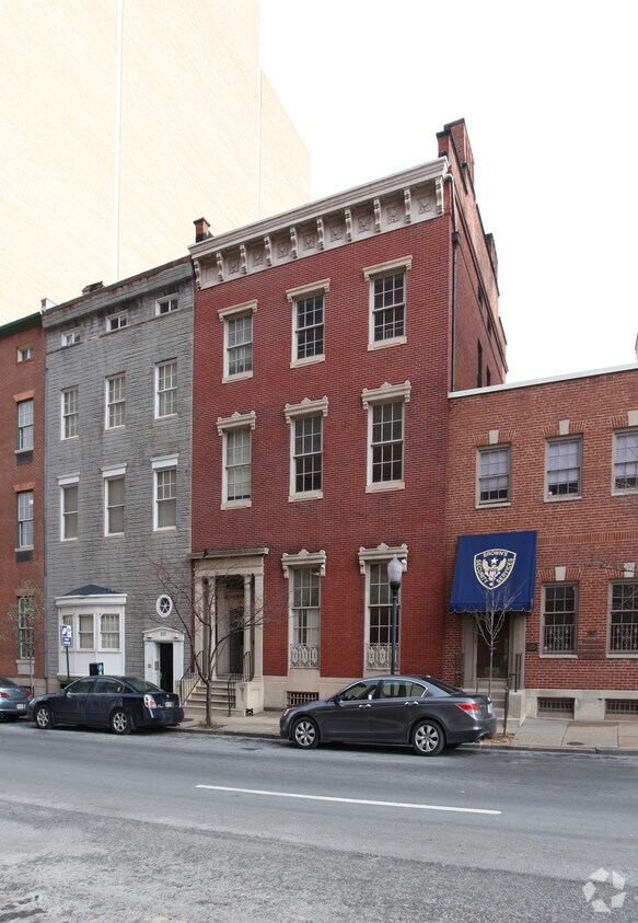 Building Photo - 509 Cathedral St