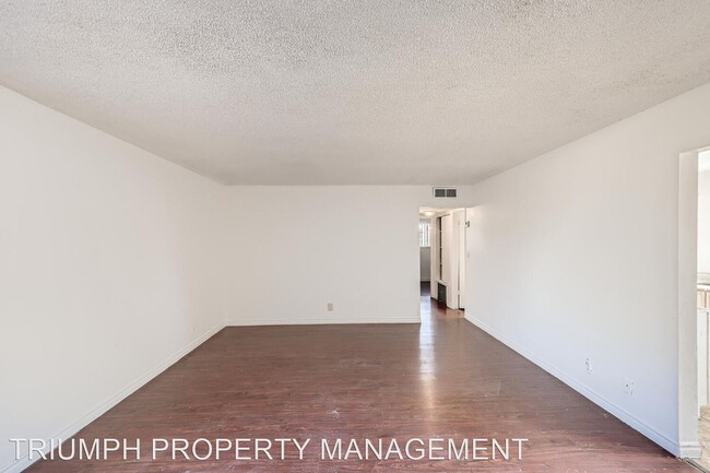 Building Photo - 2 br, 1 bath House - 3240 N Michael Way #3