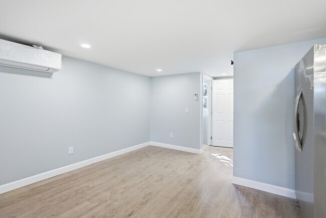 Foto del edificio - 4917 Moreland Heights Ln