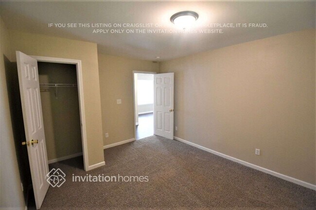 Foto del edificio - 2317 Cricket Ln