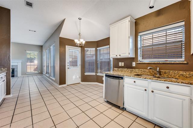 Foto del edificio - 10610 Huntington Rd