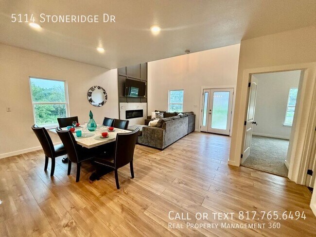 Building Photo - 5114 Stoneridge Dr
