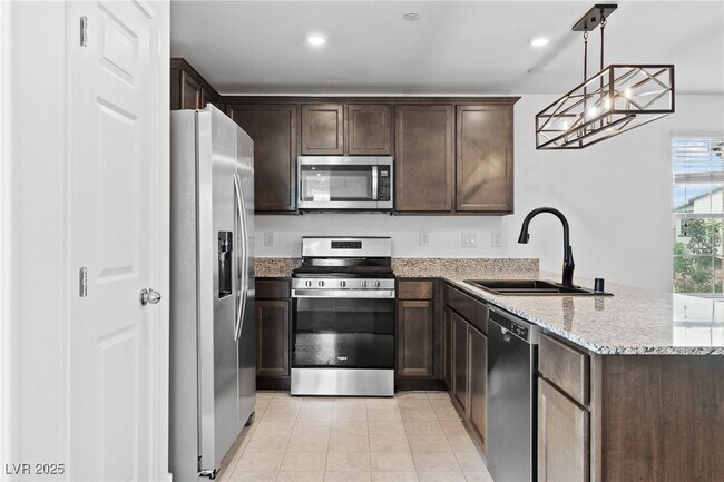 Foto del edificio - 5231 Dubris Dr