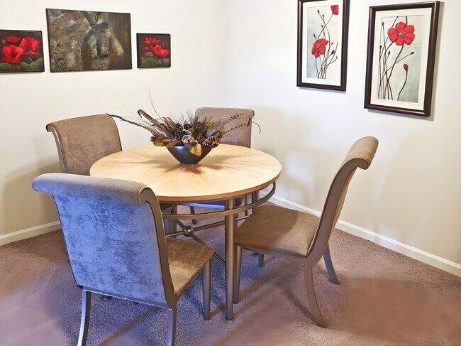 Foto del edificio - Regency Court