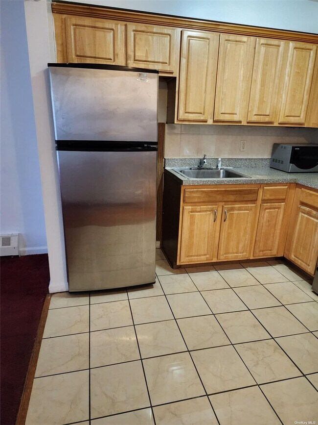 Foto del edificio - 71-42 160th St