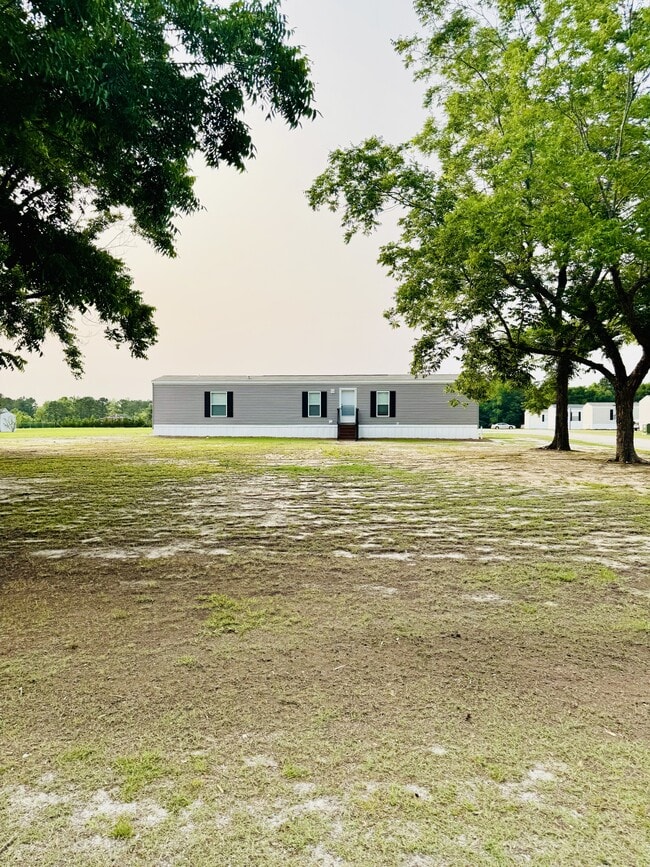 Building Photo - 3753 Valley Forge Rd