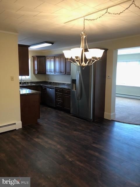 Building Photo - 1107 Apple Dr