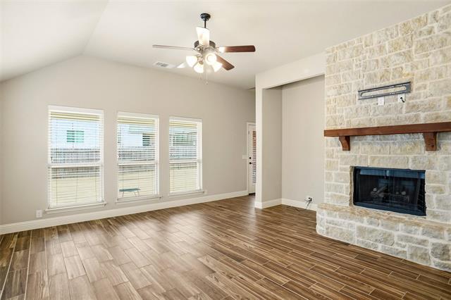 Building Photo - 1021 Rustic Oak Wy