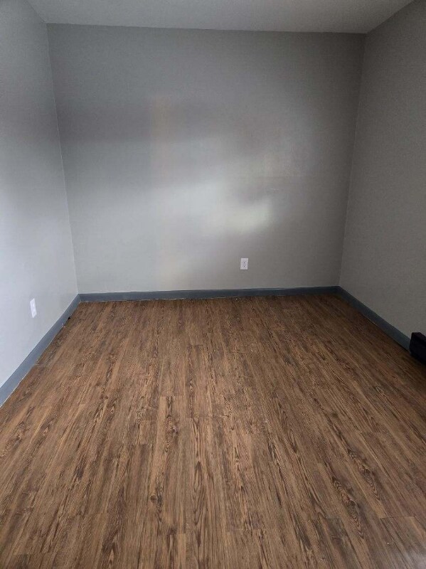 Foto del edificio - 4532 Ridgely Tract Rd SE